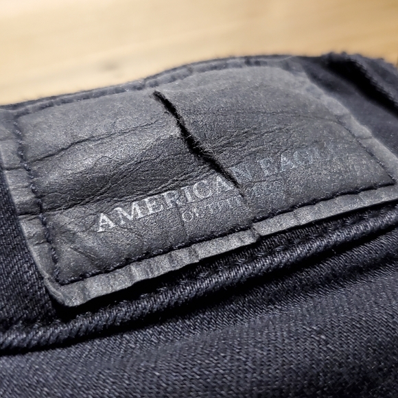 AE | Super Low Super Stretch Black Ripped Jeans in Size 10 - Picture 9 of 14